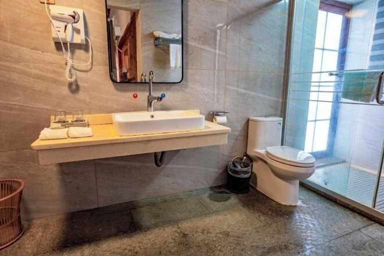 Bathroom 3, Stone Hotel, Qingyuan