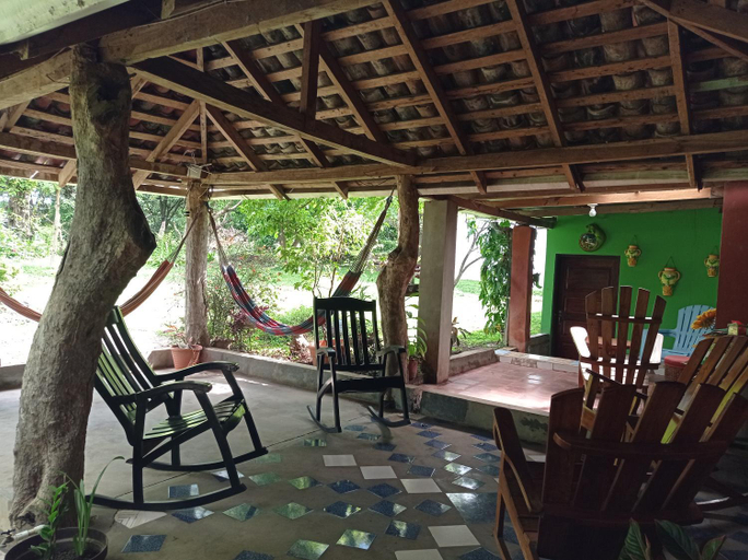 Others 3, Loren's house, Moyogalpa