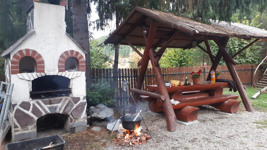 Others 3, Pensiunea Maros din Harghita, Voslabeni