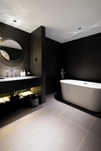 Bathroom 5, VIENTO RedHouse Melaka by Rest Collection, Malacca City