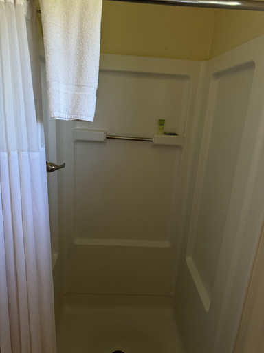 Bathroom 3, Grant Hills Motel, Jo Daviess