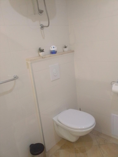 Bathroom 2, Apartments near the beach Ines, Makarska