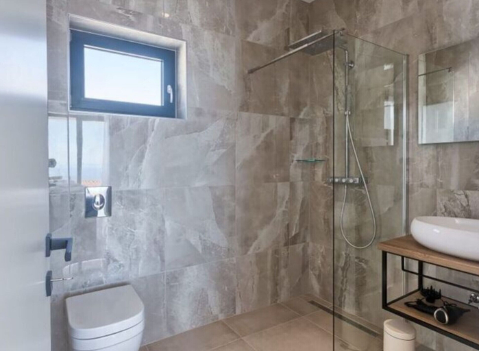 Bathroom 2, Villa Ateneum Comfortable Holiday Residence, Labin
