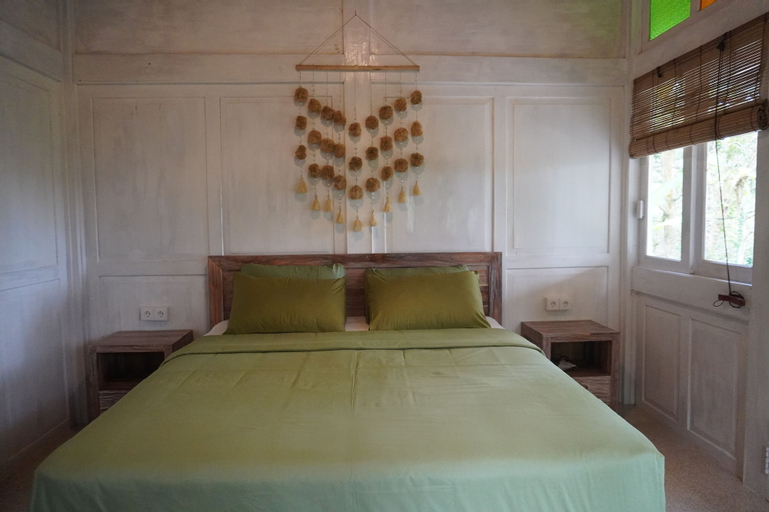 Bedroom 12