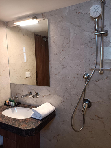 Bathroom 5, The Beacon Hotel Vadodara, Vadodara