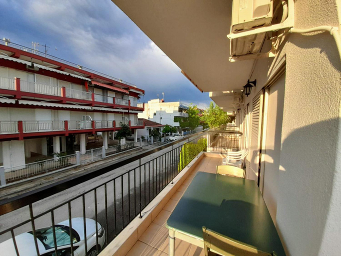 Others 4, Villa California, Central Macedonia