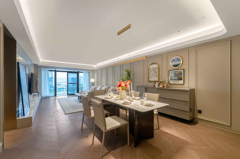 Dining Room 7