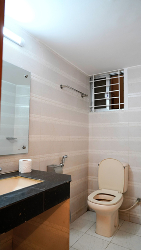 Bathroom, Maya By Xpressmall Hotels & Resorts, Dhaka