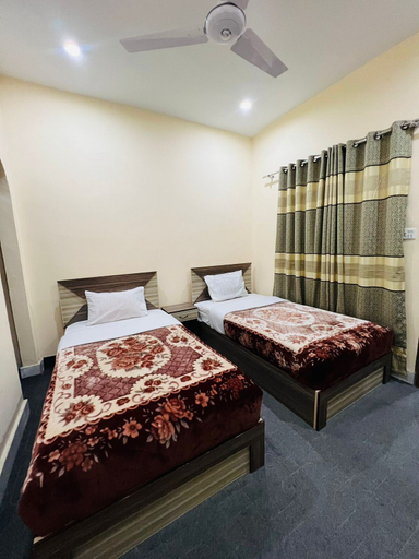 Bedroom 2, Chandi Hotel and Apartments, Peshawar