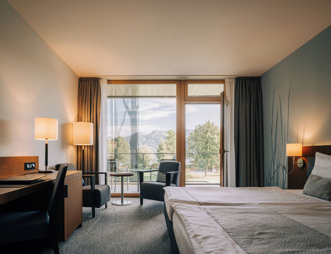 Bedroom 3, Deltapark Vitalresort, Niedersimmental