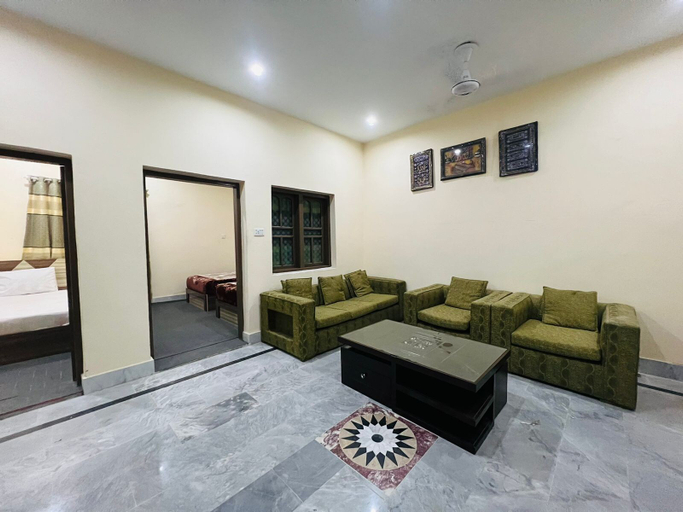 Others 4, Chandi Hotel and Apartments, Peshawar