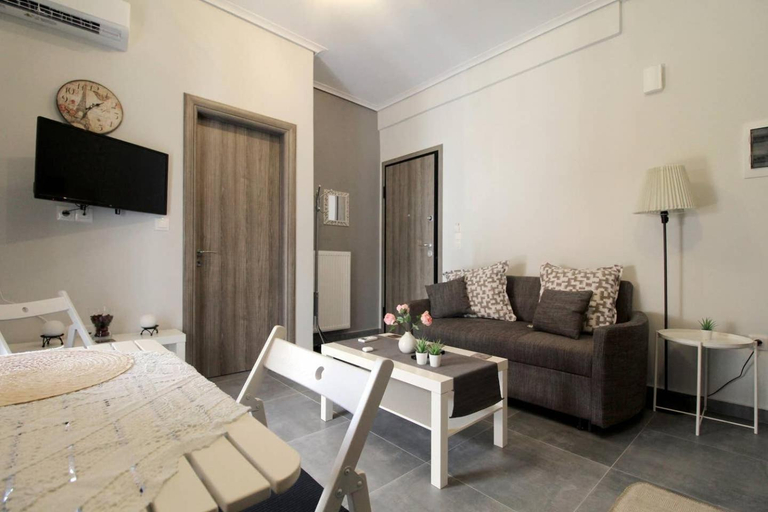 Others 5, Luxury flat in Hilton, central Athens, 3' metro, VFM!, Attica