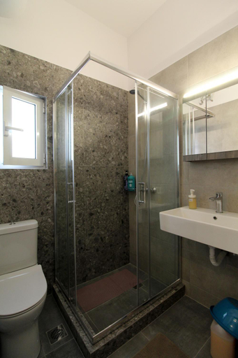 Bathroom 2, Luxury flat in Hilton, central Athens, 3' metro, VFM!, Attica