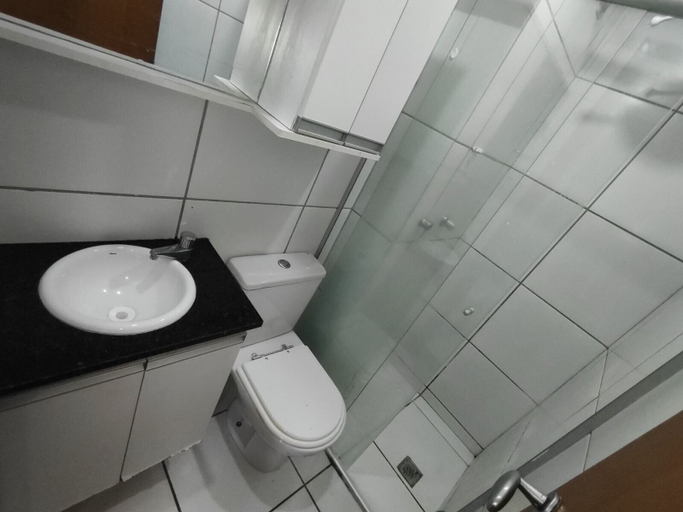 Bathroom 3, OZPED Flats Particulares Park Studios, Brasília