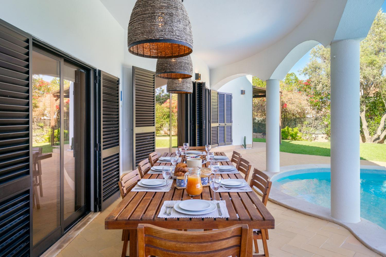 Others 5, Luxury Private Family Villa with Pool AC & Parking, Portimão