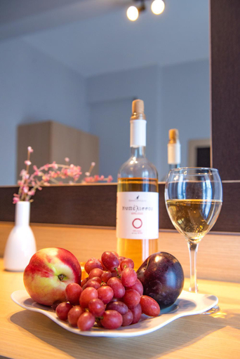 Food & Drinks 5, Christof Studios, Crete