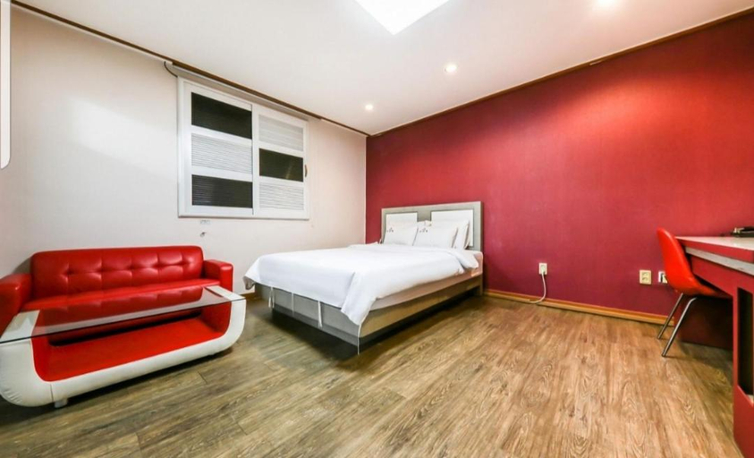 Bedroom 4, Firenze Motel, Asan