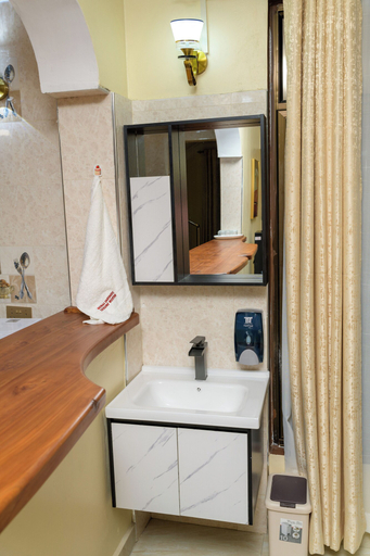 Bathroom 4, Dubai infinite luxury suites, Malindi