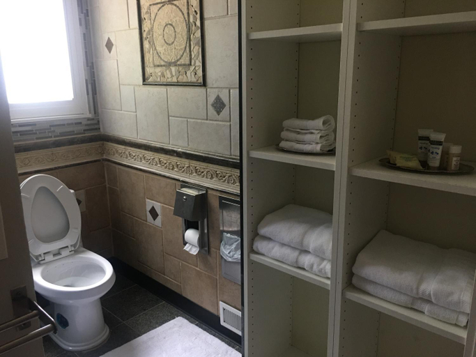 Bathroom 1, Home Sweet Home, Cuyahoga