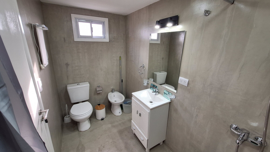 Bathroom 4, Los Dones Departamentos DAT, Bariloche