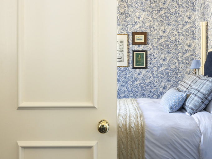 Bedroom 3, The Randolph Hotel Oxford, a Graduate by Hilton, Oxfordshire