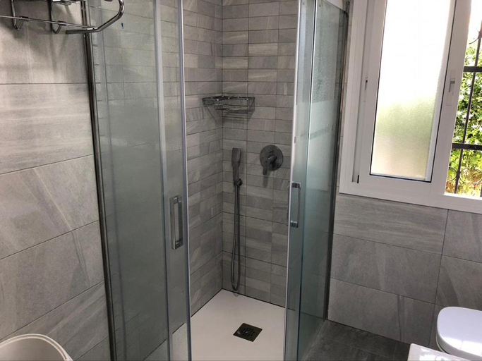 Bathroom 3, Villa el Paraiso, Málaga