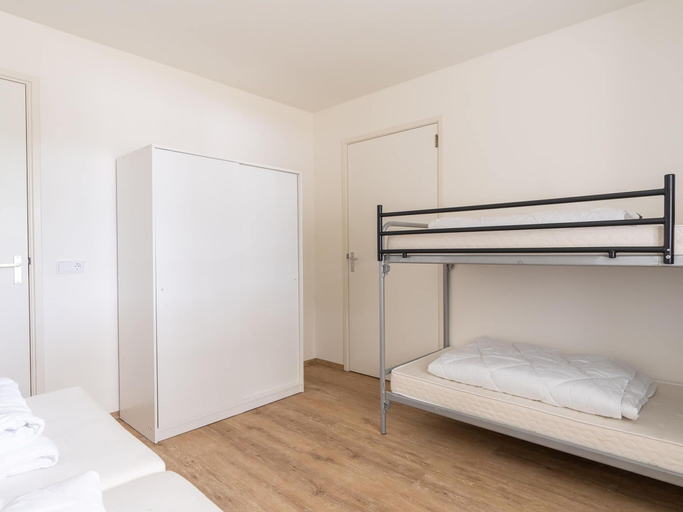 Bedroom 2, Apartment in Ameland near De Vleijen, Ameland