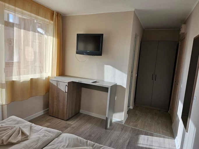 Bedroom 3, Lotos Apartments, Primorsko