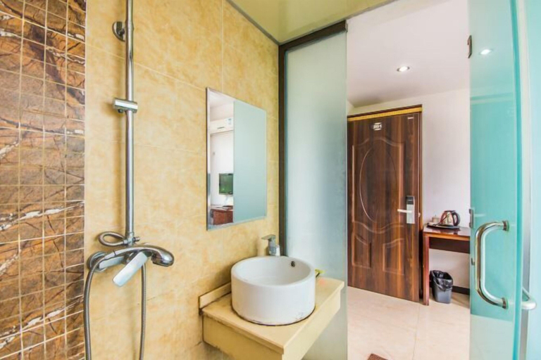 Bathroom 5, Meishike Express Hotel, Leshan