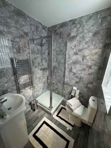 Bathroom 3, Waverley park house, Lancashire