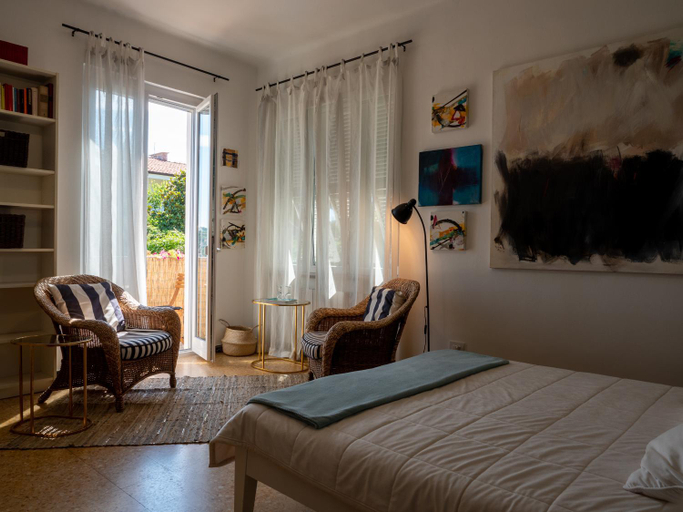 Others 3, Cinque terre affittacamere Atelier ouvert! free parking, La Spezia