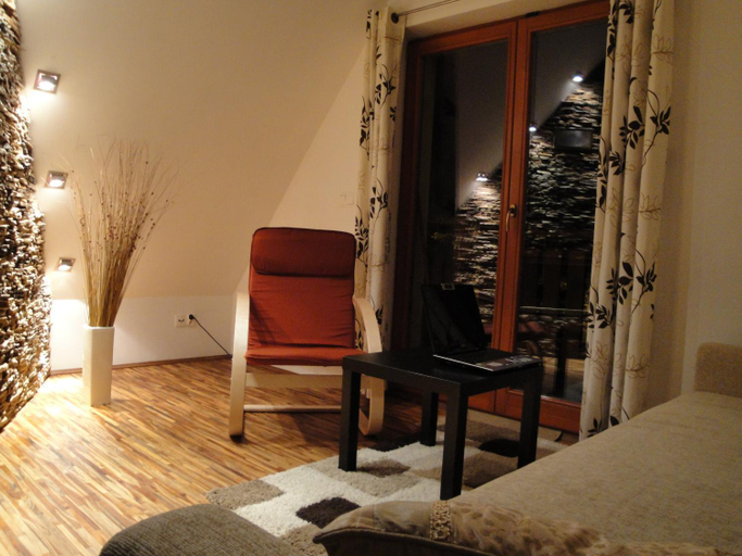 Others 3, Apartament Hiszpanski, Tatra