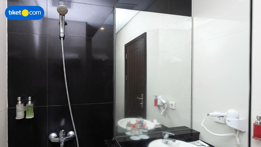 Bathroom 5