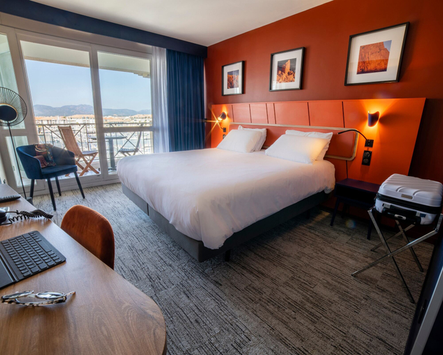 Bedroom 3, Mercury Thalasso and Spa Port Frejus, Var