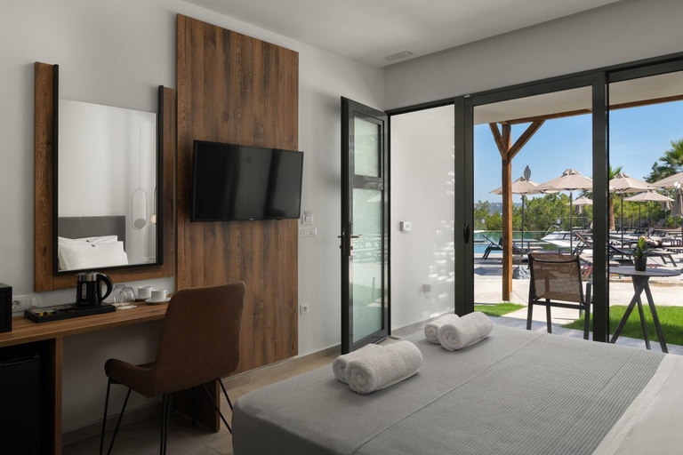 Bedroom 3, Atalanti Boutique Hotel, South Aegean