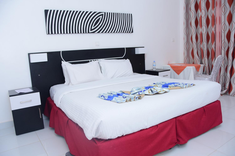5, Silent Hill Hotel Kayonza, Kayonza