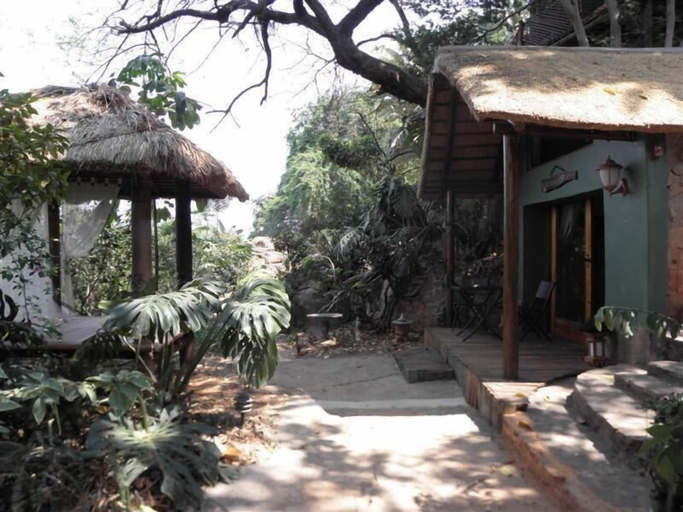 Exterior & Views 2, Bali at Willinga lodge, Bojanala