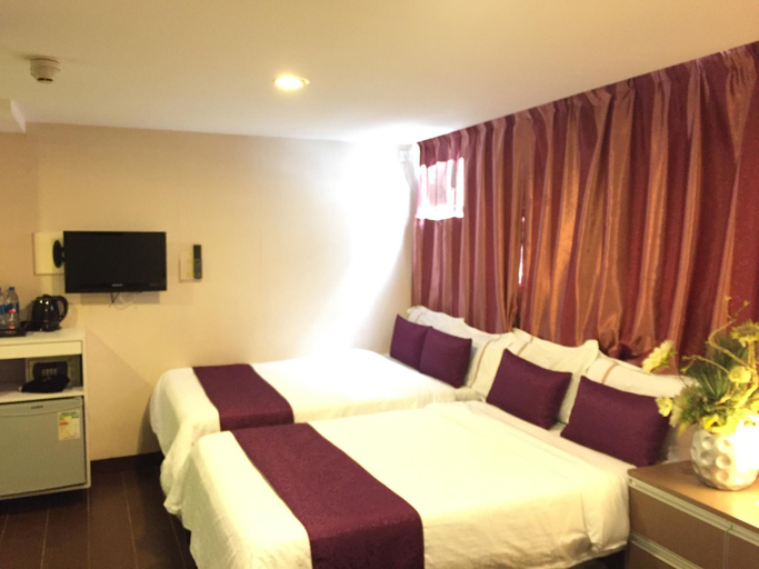 Bedroom 16