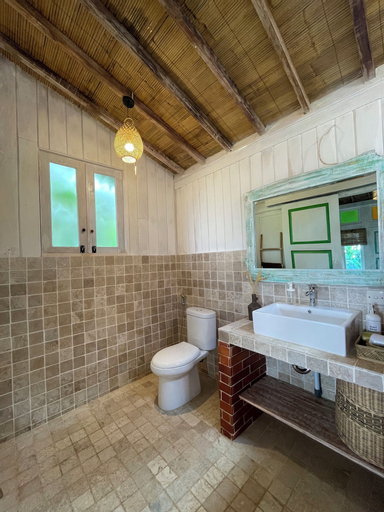 Bathroom 6