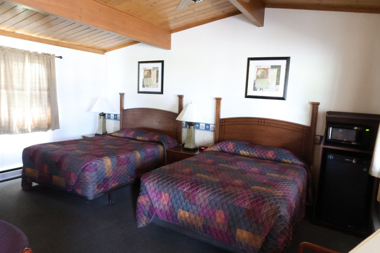 Bedroom 2, Bonne Belle Motel, Washington