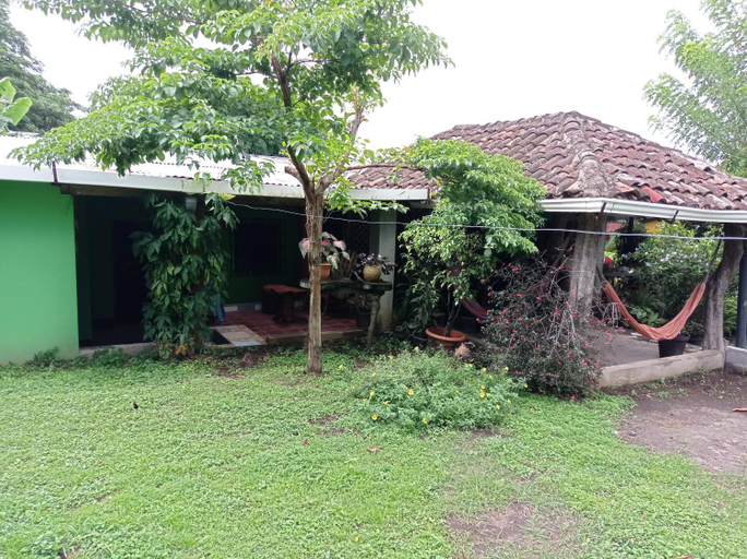 Others 5, Loren's house, Moyogalpa