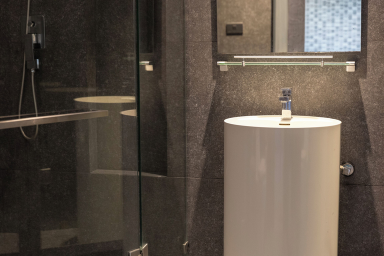 Bathroom, City Gate Kamala 5 Rated  P209 c33, Pulau Phuket