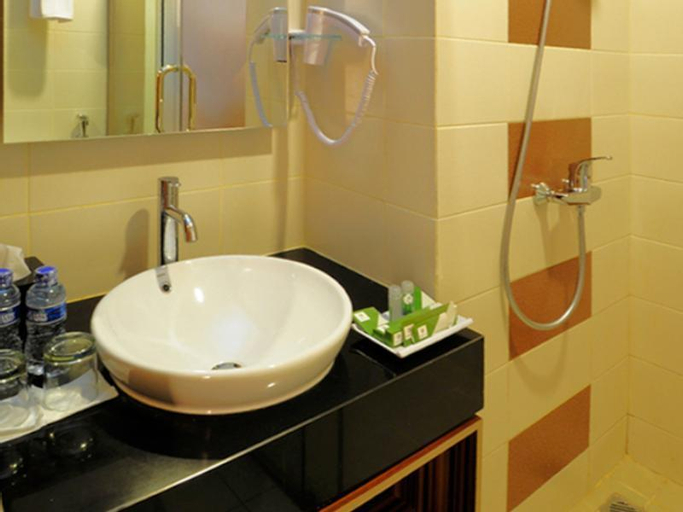 Bathroom 3