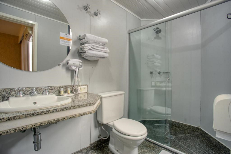 Bathroom 4, Roochelle Hotel by Nobile, Curitiba
