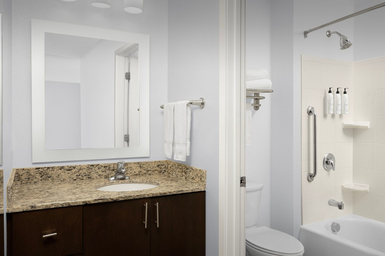 Bathroom 4, TownePlace Suites by Marriott Goldsboro, Wayne