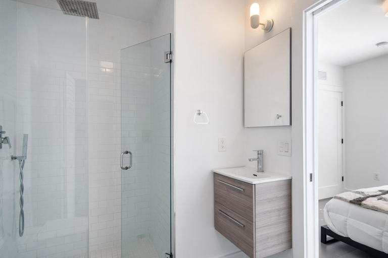 Others 5, Midtown Main House Guest House, Sleeps 12, Miami-Dade