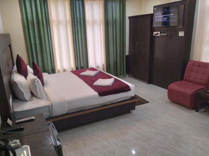 Bedroom 2, Fab Hotel Mount Edge, Kangra