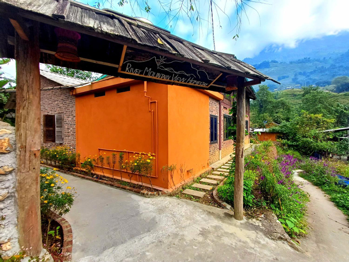 River mountain view homestay, Sa Pa