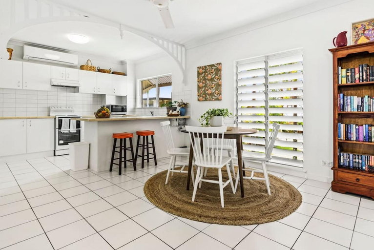 Kitchen, Bohemia Heights, Cairns