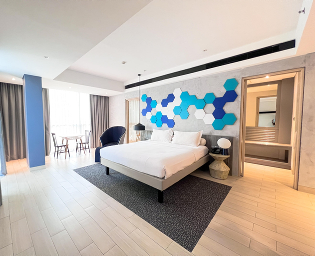 bedroom 12